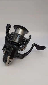 Shimano Spinning Reel 19 Vanquish 4000Xg 03963 - Picture 1 of 10