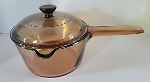 Corning Visions Cookware Amber 1L Sauce Pan with Pour Spout and Lid