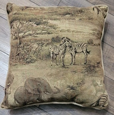 Tapiz cuadrado Newport vintage 16"x16" almohada safari elefantes y cebras Foto 1 de 3