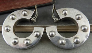 Brenda Schoenfeld Taxco Mexico 925 Sterling große gepunktete Clip On Creolen - Bild 1 von 7