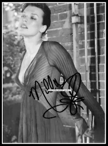 Milla Jovovich, Autographed, Cotton Canvas Image. Limited Edition (MJ-213) - Picture 1 of 1