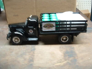 TEXACO KELLEY FUEL 60TH ANNIVERSARY 49' IH KB8 STAKE TRUCK W/ BARRELS FIRST GEAR - Picture 1 of 6
