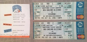 (2) Original Opening Night Tix - Eröffnungssaison - Bodensitze - New England Blizzard - Bild 1 von 4