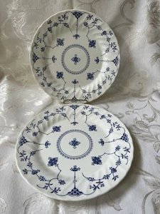 Churchill Finlandia England 10" Dinner Plates Blue & White Swirl Rim Set Of 2 - Picture 1 of 2