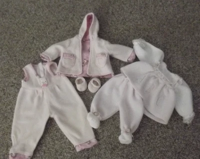 LOTE DE 2 TRAJES de repuesto para muñeca de 20 a 24 pulgadas vintage Foto 1 de 4