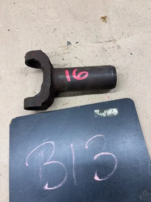 GM 16 SPLINE TRANSMISSÃO U JUNTA JUGO GEMA EIXO DESLIZANTE JUNTA C10 IMPALA 88 98 OE - Imagem 1 de 4