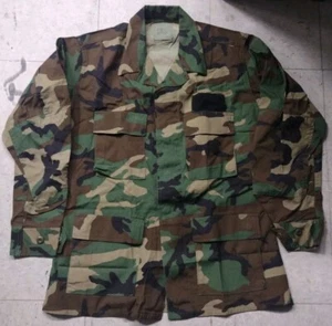 Camisa Woodland Mediana Regular 8415-01-184-1330 Ver Fotos - Imagen 1 de 5