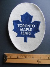 1 RARE 80s VARSITY STYLE NHL TORONTO MAPLE LEAFS CANADA HOCKEY LOGO PATCH CREST