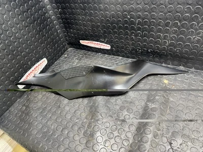 2024 19-24 KAWASAKI NINJA ZX6R LEFT SIDE FAIRING COWL TANK BLACK  OEM Mid Trim - Image 1 of 4