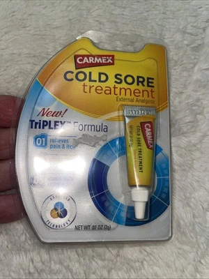 Nuevo tratamiento de herpes labial CARMEX sin abrir nuevo precintado. Foto 1 de 3