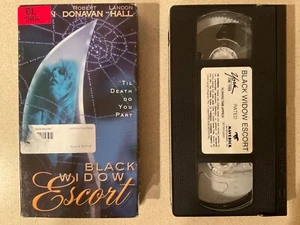 Black Widow Escort (VHS, 1999) Shauna O'Brien, Robert Donavan, Landon Hall - Afbeelding 1 van 3