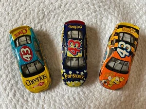 Nascar #43 Richard Petty Cheerios Race Car - Picture 1 of 4