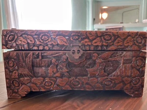 Well Carved Antique CHINESE Camphor Hard Wood Chest  28" x 14" x 14"  circa 1920 - Picture 1 of 5