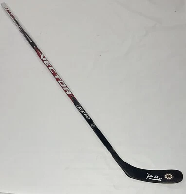 PALO DE HOCKEY TAMAÑO COMPLETO FIRMADO POR DAVID PASTRNAK BOSTON BRUINS PROOF CERTIFICADO DE AUTENTICIDAD JSA Foto 1 de 3