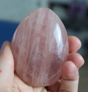 ROSE QUARTZ FREEFORM 2.73 X 2.04 INCHES/ 151 GRAMS - Picture 1 of 8