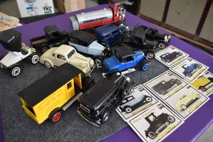 10 Die Cast antike amerikanische Chevrolet Fahrzeuge aus unserer Vergangenheit mit Bonusfahrzeug - Bild 1 von 24
