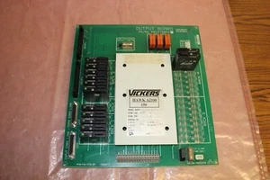 Cincinnati Milacron output board 001272052 - Picture 1 of 7