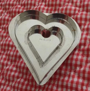 🌟 Vintage PW Blum III Double Graduated Heart Dose Ausstecher Top! - Bild 1 von 6