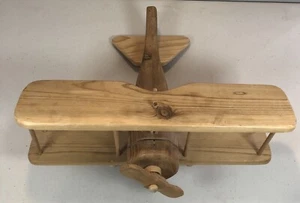 Avión biplano de madera hecho a mano, 14” de largo, 15” de ancho, 8” de alto - Imagen 1 de 5