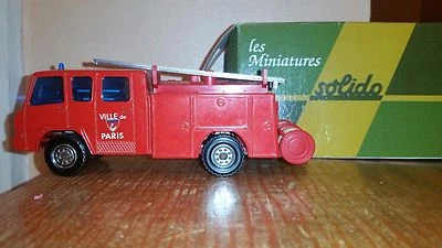 Solido Berliet 770 Ke Camiva Fourgon 1 Secours Fire Truck, #350,1:50,Die-cast - Image 1 of 4