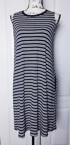 Vestido sin mangas Time And Tru para mujer negro a rayas sin mangas bolsillos elásticos L - Imagen 1 de 4