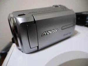 Victor Everio MS230 Video Camera 45x Zoom SDHC 16GB Battery AC Adapter - Picture 1 of 9