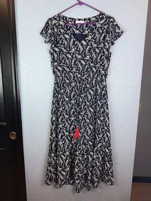 THML Dress Womens Medium Floral Print Flutter Sleeve Boho Tassel Pockets - Image 1 of 4