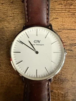 Reloj para hombre Daniel Wellington esfera blanca esfera caja plateada - 40 mm Foto 1 de 4