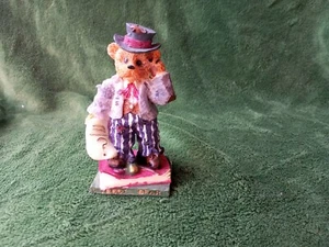 Vintage Figurine Cute Bear With Hat - Picture 1 of 4