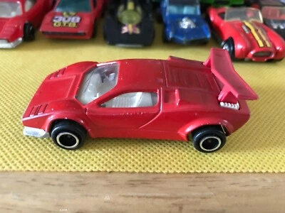 兰博基尼 Countach Majorette 红色 1990 年编号 237 复古法国制造 1:56 压铸 — 第 1/4 张图片