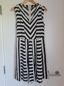 Oasis Striped Skater Dress UK 14 Soft Viscose Sleeveless Swing Dress Black White - Picture 1 of 12