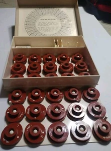 Máquina de coser vintage 30 piezas Sears Kenmore PATRÓN CÁMARAS con estuche - Imagen 1 de 9