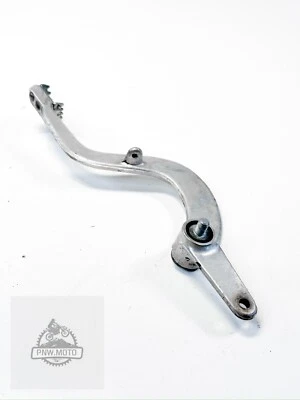 Honda CR80R CR80 85RB 2001 OEM brazo de palanca de pedal de freno trasero Foto 1 de 4