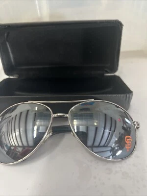Gafas de sol reflectantes cromadas SF Giants con estuche Foto 1 de 4