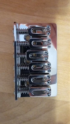 Hipshot 41200VSS Vintage Spacing 6-String Hardtail Bridge, Stainless Steel Ch... - Image 1 of 4