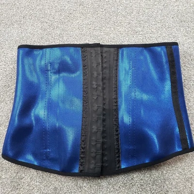 Mujer Ann Chery Talla 38 Cintura Entrenadora Faja 2 Ganchos Azul Juegos con disfraces Superhéroe Foto 1 de 4