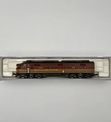 RARE NIB N LIFE LIKE 7001 E7A Locomotive Boston & Maine #3804 Burgundy-Red/ Gold - Image 1 of 4