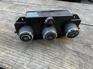 Dodge RAM 1500 2014-2018 control de temperatura enchufe único CA 68268190AA OEM - Imagen 1 de 2