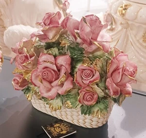 Soprammobile Porcellana di Capodimonte Cesto Ovale con Rose Rosa Centrotavola in - Foto 1 di 9