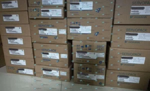 Servomotor Yaskawa SGMP-01AW12 SGMP01AW12 1 PIEZA NUEVO - Imagen 1 de 1
