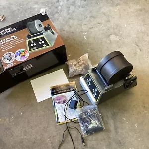 NATIONAL GEOGRAPHIC Professional Rock Tumbler Polishing Machine - Picture 1 of 4