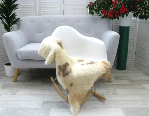 SHEEPSKIN RUG GENUINE BRITISH JACOB SOFT DENSE FUR LAMBSKIN CHAIR COVER BED J363 - Picture 1 of 12