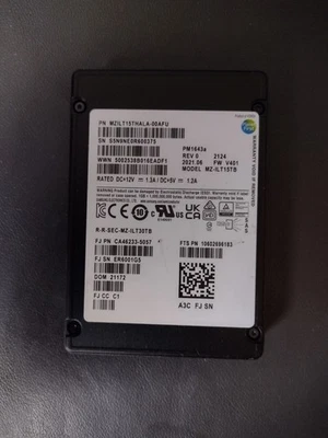 Samsung PM1643a Series 15,36TB SSD SAS 12Gb/s (MZ-ILT15TB) Laufwerk MZILT15THALA - Bild 1 von 4