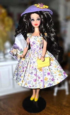 Muñeca Dawn or Pippa a la moda hecha por Janet Caudle Foto 1 de 2