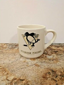 Vintage NHL Pittsburgh Penguins ceramic coffee cup mug Bushnell Co. Inc. 1989 - Picture 1 of 8