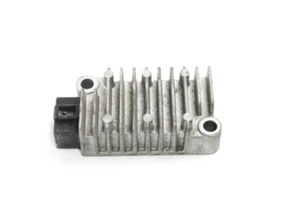 YAMAHA YZF R 125 3TJ819600200 Regulador de Tensión RE11 14-16 Rectifier - Imagen 1 de 2