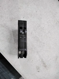 NEW Square D Tandem Twin 15 Amp Mini Circuit Breaker Part# Qot1515 FREE SHIPPING - Picture 1 of 3