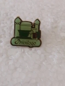 Pin's Pins Pin Enamel Parfum "PRIVILÈGE"  - Picture 1 of 2