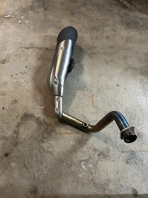 Silenciador de tubos de cabezal sistema de escape BMW G310r 2016-2025 Foto 1 de 4