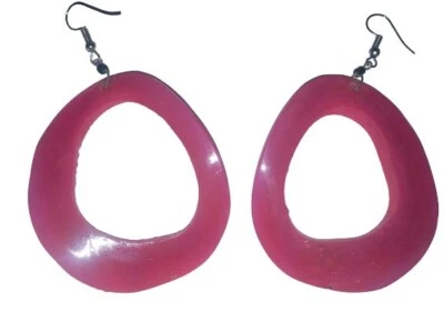 Pendientes de gancho hechos a mano de hueso hueco rosa Foto 1 de 3